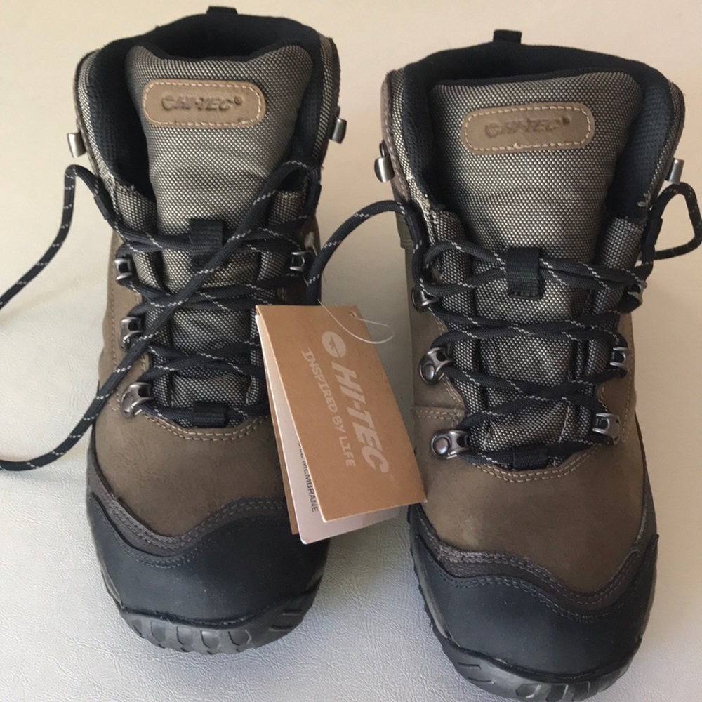 Hi-tec hiking boots, never worn with tags!!